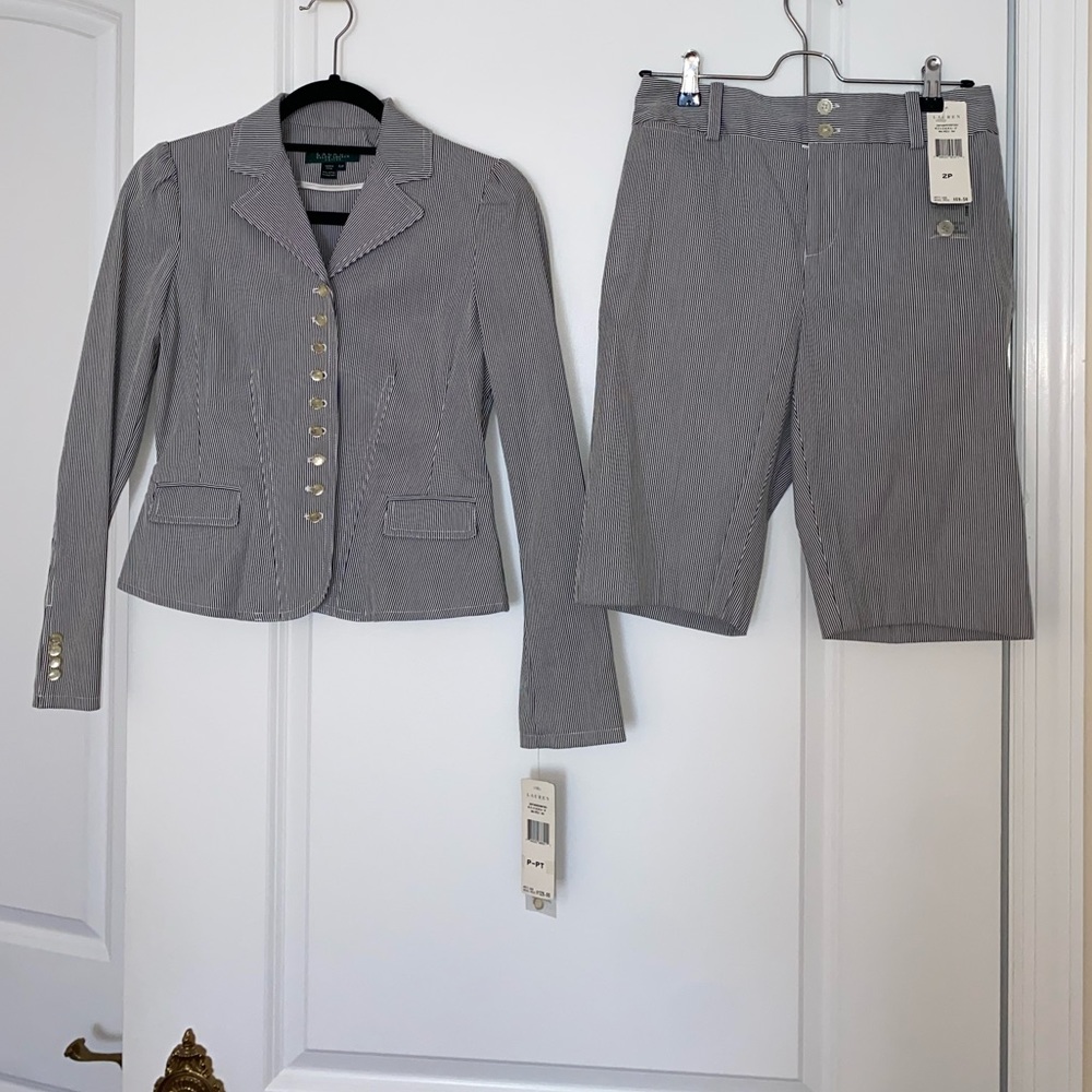 Lauren Ralph Lauren Petite Two Piece Short Set.